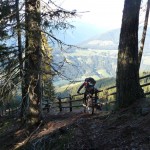 Ladi im steilen Gelände