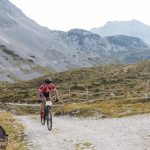 Alexander Wagner fliegt ins Ziel (hat übrigens die Startnummer 1 gepachtet)